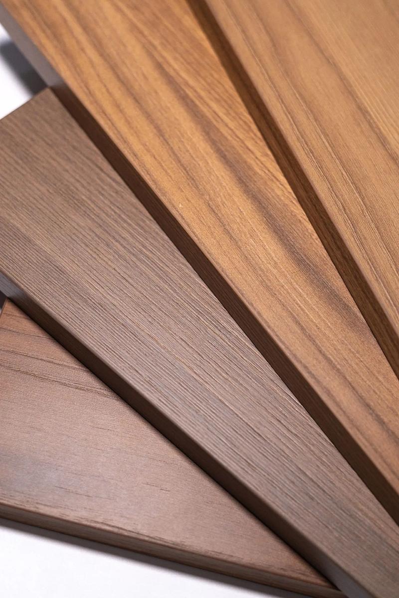 設(shè)計(jì)師與工程師的完美交匯 同步木紋飾面板在現(xiàn)代建筑機(jī)械中的美學(xué)革命